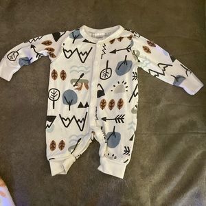 Baby clothes